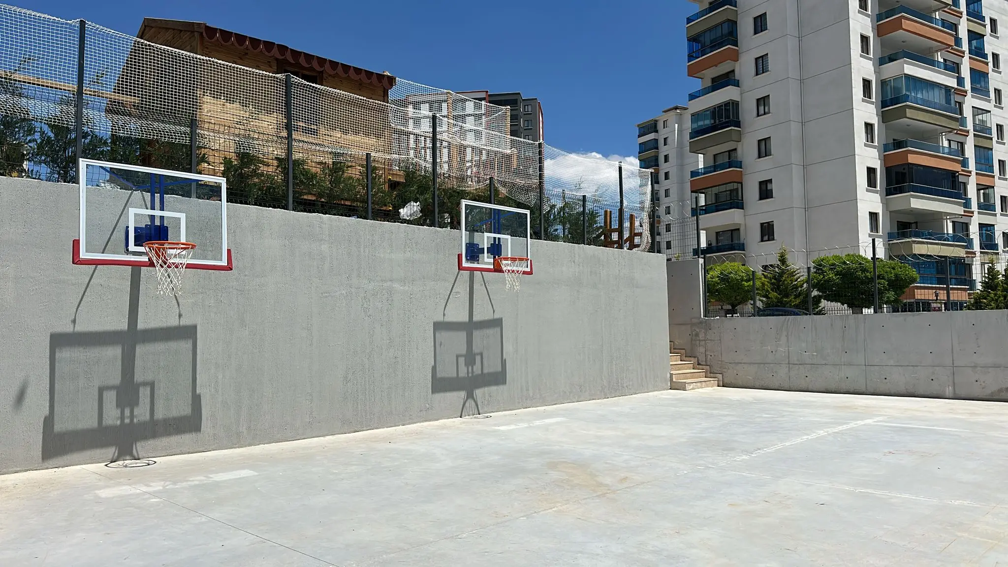 Açı Eryaman Koleji – Outdoor & Play – Basketball court