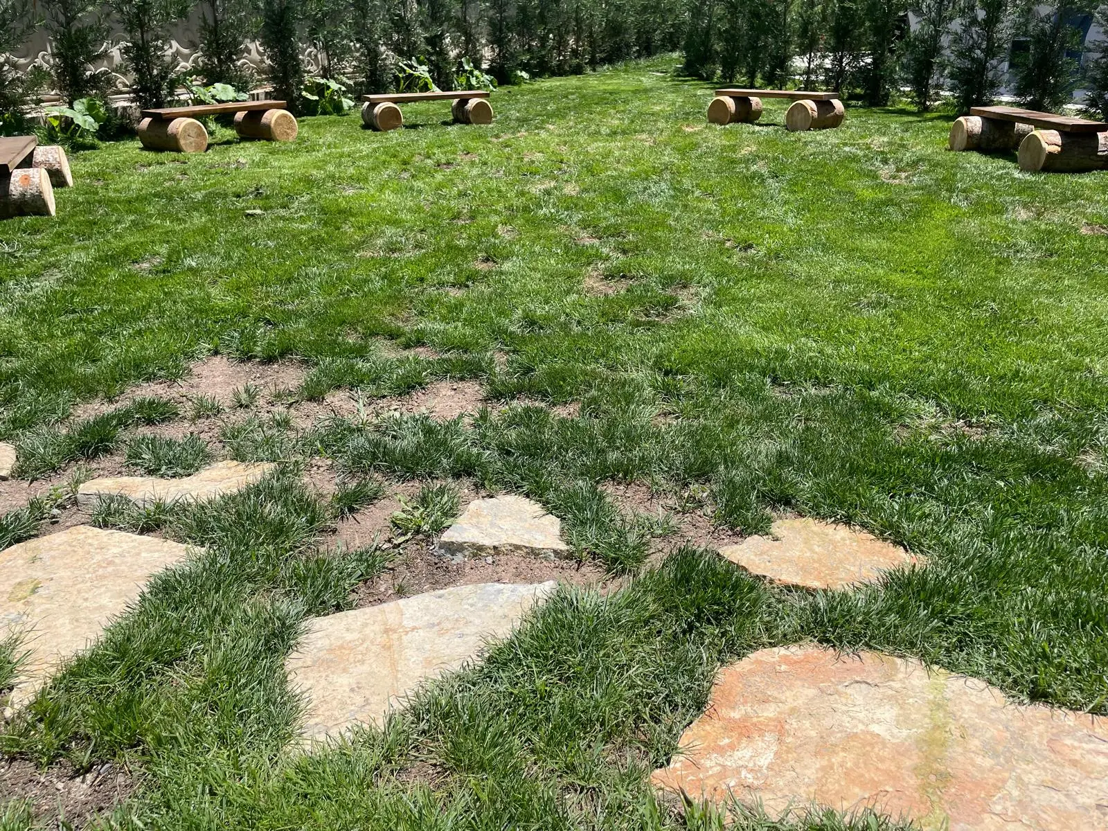 Açı Eryaman Koleji – Garden & Nature – Log benches
