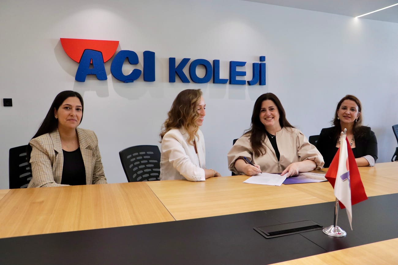 The moment the partnership protocol is signed